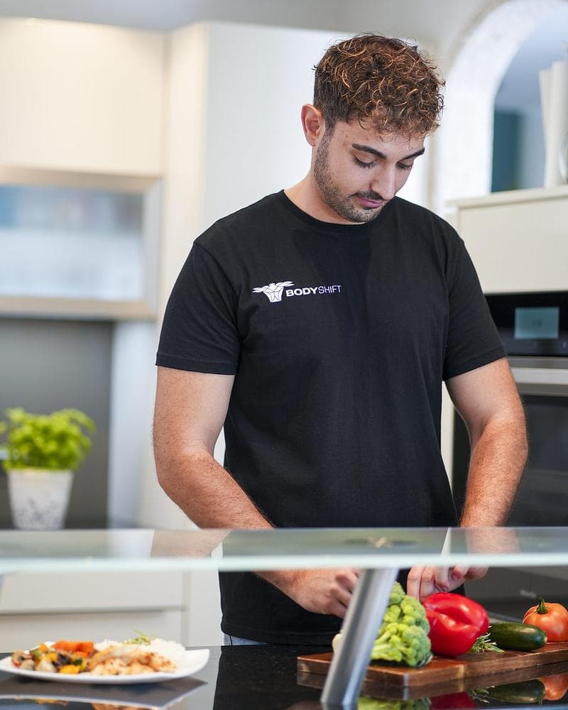 Dario Legorano cooking