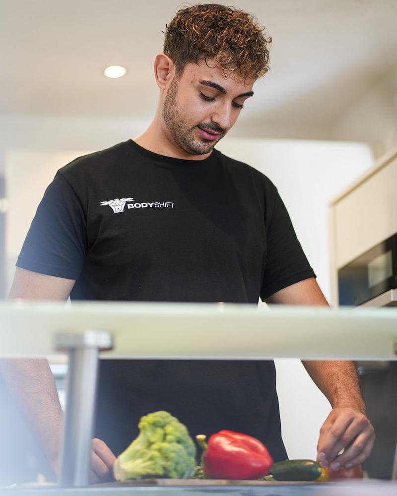 Dario Legorano beim Kochen